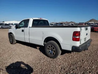 2008 Ford F-150 XL z VIN 1FTPF12V08KD35755, wystawiony jako Copart lot #75241954 z przebiegiem 173 307 mil mil oraz Szkoda całkowita • Salvage title. Historia ofert i sprzedaży dostępna na DreamBid. Obrazek 2.