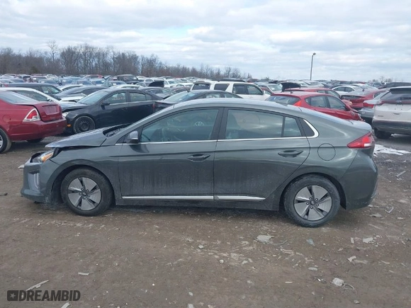 2022 Hyundai Ioniq Hybrid SE with VIN KMHC75LC1NU285671, listed as a IAAI auction lot 41362786 with 50,247 mi miles. Bid and sale history available at carsss.com. Image 14.