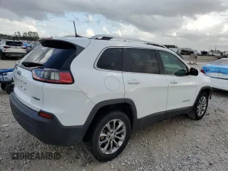 2019 Jeep Cherokee Latitude Plus with VIN 1C4PJLLN6KD149335, listed as a Copart auction lot 84520364 with 79,775 mi miles and Clean title. Bid and sale history available at DreamBid. Image 3.