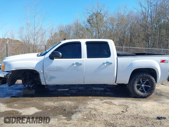 2008 GMC Sierra 1500 SLE1 with VIN 3GTEK13J58G223216, listed as a IAAI auction lot 41390350 with 349,296 mi miles. Bid and sale history available at carsss.com. Image 15.