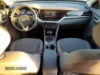 2020 Kia Niro LX with VIN KNDCB3LC2L5423281, listed as a Copart auction lot 79555113 with 60,054 mi miles and Salvage Title. Bid and sale history available at carsss.com. Image 8.