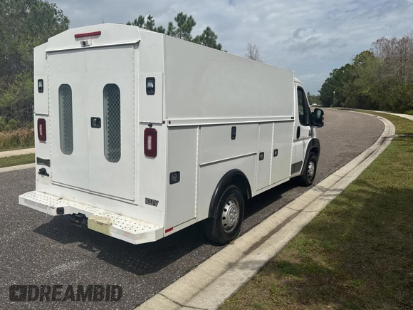 2018 Ram ProMaster z VIN 3C7WRVKG2JE144765, wystawiony jako Copart lot #48154245 z przebiegiem 42 440 mil mil oraz Szkody całkowita. Historia ofert i sprzedaży dostępna na DreamBid. Obrazek 4.