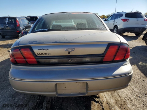 1998 Chevrolet Lumina with VIN 2G1WL52M8W9203045, listed as a Copart auction lot 81092264 with 239,831 mi miles and Salvage Title. Bid and sale history available at carsss.com. Image 6.