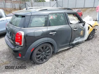 2019 MINI Countryman Cooper S z VIN WMZYT5C59K3E64682, wystawiony jako IAAI lot #42149889 z przebiegiem Nie podano mil oraz . Historia ofert i sprzedaży dostępna na DreamBid. Obrazek 4.