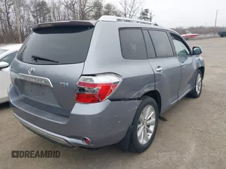 2008 Toyota Highlander Hybrid with VIN JTEEW41A182003472, listed as a IAAI auction lot 41786991 with 266,792 mi miles. Bid and sale history available at carsss.com. Image 4.