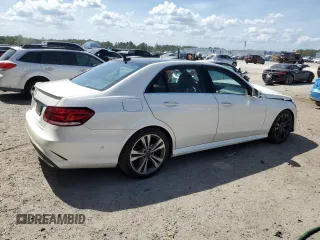 2014 Mercedes-Benz E 350 Sport z VIN WDDHF5KBXEA943629, wystawiony jako Copart lot #54801135 z przebiegiem 150 397 mil mil oraz Szkoda całkowita • Salvage title. Historia ofert i sprzedaży dostępna na DreamBid. Obrazek 3.