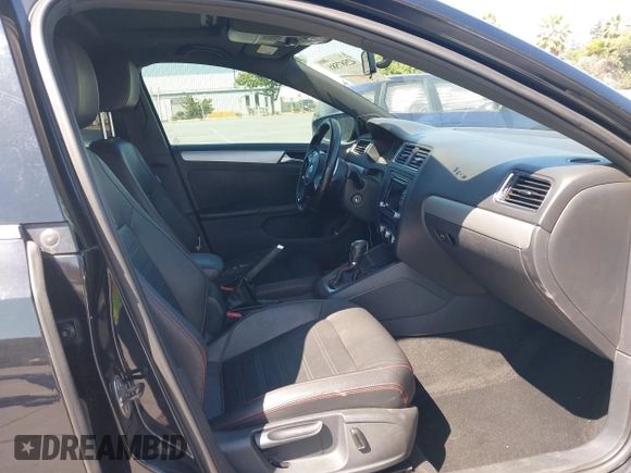 2013 Volkswagen Jetta GLI Autobahn with VIN 3VW4A7AJ9DM272092, listed as a IAAI auction lot 42587586 with 150,928 mi miles and . Bid and sale history available at DreamBid. Image 5.