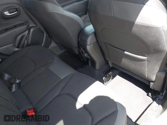 2020 Jeep Renegade Altitude with VIN ZACNJABB7LPL91859, listed as a IAAI auction lot 42038889 with 67,133 mi miles and . Bid and sale history available at DreamBid. Image 8.