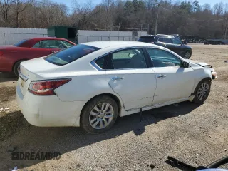 2015 Nissan Altima 2.5 S with VIN 1N4AL3AP0FN404121, listed as a Copart auction lot 88712545 with 165,575 mi miles and Salvage Title. Bid and sale history available at carsss.com. Image 3.