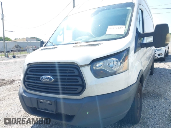 2018 Ford Transit z VIN 1FTBW3XM5JKA67314, wystawiony jako IAAI lot #42812137 z przebiegiem 570 614 mil mil oraz . Historia ofert i sprzedaży dostępna na DreamBid. Obrazek 12.