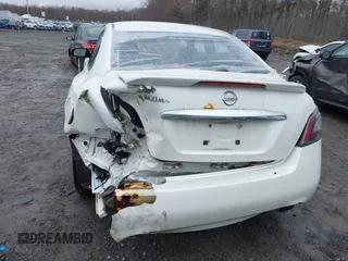 2014 Nissan Maxima S z VIN 1N4AA5AP4EC484583, wystawiony jako IAAI lot #41972065 z przebiegiem 173 332 mil mil oraz . Historia ofert i sprzedaży dostępna na DreamBid. Obrazek 12.