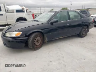 2001 Toyota Camry CE z VIN 4T1BG22K71U032545, wystawiony jako Copart lot #60883095 z przebiegiem 199 864 mil mil oraz Czysty tytuł • Clean title. Historia ofert i sprzedaży dostępna na DreamBid. Obrazek 1.