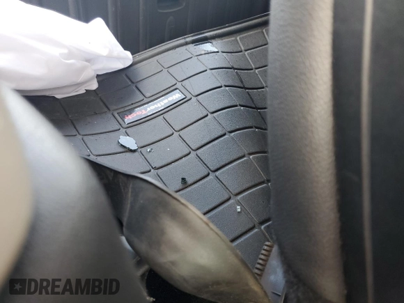 2015 Smart fortwo Passion z VIN WMEEJ3BA8FK811537, wystawiony jako Copart lot #57823255 z przebiegiem Nie podano mil oraz Szkoda całkowita • Salvage title. Historia ofert i sprzedaży dostępna na DreamBid. Obrazek 10.