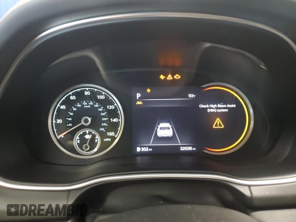 2024 Genesis GV80 with VIN KMUHBDSB5RU180288, listed as a Copart auction lot 61759845 with 32,038 mi miles and Clean title. Bid and sale history available at DreamBid. Image 9.