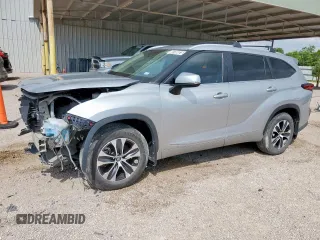 2023 Toyota Highlander L with VIN 5TDKDRAH8PS024009, listed as a Copart auction lot 58700825 with 116,951 mi miles and Clean title. Bid and sale history available at DreamBid. Image 1.