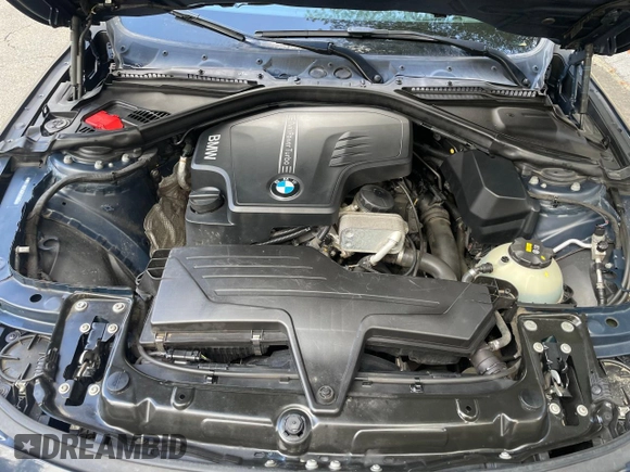 2016 BMW 4 Series 428i xDrive with VIN WBA3N9C50GK250666, listed as a Copart auction lot 52746685 with 156,396 mi miles and Clean title. Bid and sale history available at DreamBid. Image 7.