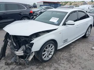 2014 Audi A4 Premium Plus z VIN WAUFFAFL2EN021407, wystawiony jako IAAI lot #42418122 z przebiegiem 226 243 mil mil oraz . Historia ofert i sprzedaży dostępna na DreamBid. Obrazek 18.