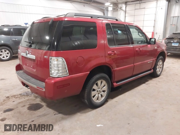 2008 Mercury Mountaineer with VIN 4M2EU47E58UJ08941, listed as a IAAI auction lot 41002350 with 121,815 mi miles. Bid and sale history available at carsss.com. Image 4.