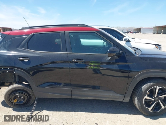 2021 Chevrolet TrailBlazer RS with VIN KL79MTSL3MB020223, listed as a IAAI auction lot 41790706 with 64,859 mi miles. Bid and sale history available at carsss.com. Image 13.