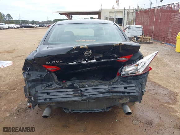 2016 Nissan Altima 2.5 SL with VIN 1N4AL3AP4GC252731, listed as a IAAI auction lot 41664998 with 143,068 mi miles. Bid and sale history available at carsss.com. Image 17.