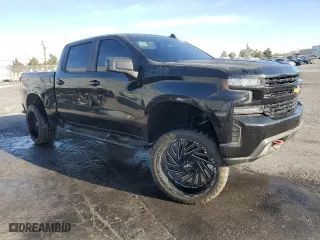 2019 Chevrolet Silverado 1500 LT Trail Boss with VIN 1GCPYFED1KZ343744, listed as a Copart auction lot 48752285 with 68,620 mi miles and Clean Title. Bid and sale history available at carsss.com. Image 4.