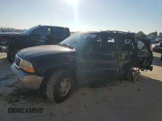 2000 GMC Jimmy SL with VIN 1GKCS13W9Y2295567, listed as a Copart auction lot 74518344 with 191,017 mi miles and Salvage Title. Bid and sale history available at carsss.com. Image 1.