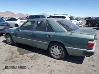 1993 Mercedes-Benz 400 with VIN WDBEA34E3PB937142, listed as a Copart auction lot 50444585 with 275,929 mi miles and Clean Title. Bid and sale history available at carsss.com. Image 2.