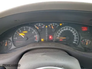 2001 Pontiac Bonneville SE with VIN 1G2HX54K414249469, listed as a Copart auction lot 46934415 with 112,292 mi miles and Salvage Title. Bid and sale history available at carsss.com. Image 9.