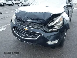 2017 Chevrolet Equinox LT with VIN 2GNALCEK8H1585733, listed as a IAAI auction lot 40908872 with 112,544 mi miles. Bid and sale history available at carsss.com. Image 6.