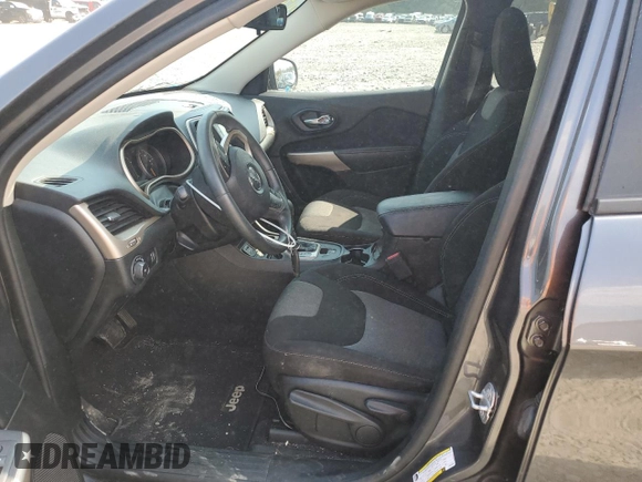 2018 Jeep Cherokee Latitude Tech Connect with VIN 1C4PJLCB2JD563295, listed as a Copart auction lot 63616125 with 71,618 mi miles and Salvage title. Bid and sale history available at DreamBid. Image 7.