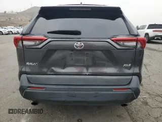 2020 Toyota RAV4 XLE with VIN 2T3W1RFV2LC045134, listed as a Copart auction lot 59635475 with 122,144 mi miles and Salvage title. Bid and sale history available at DreamBid. Image 6.