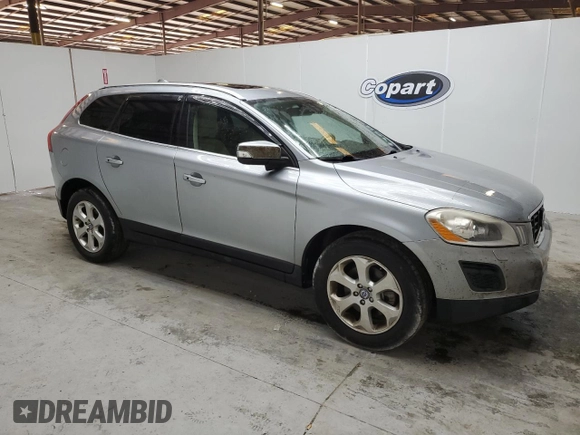 2013 Volvo XC60 3.2L with VIN YV4952DL4D2383652, listed as a Copart auction lot 54122265 with 133,516 mi miles and Clean title. Bid and sale history available at DreamBid. Image 4.