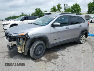2018 Jeep Cherokee Latitude z VIN 1C4PJMCX9JD615121, wystawiony jako Copart lot #59573115 z przebiegiem Nie podano mil oraz Czysty tytuł • Clean title. Historia ofert i sprzedaży dostępna na DreamBid. Obrazek 1.
