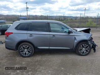 2018 Mitsubishi Outlander ES z VIN JA4AZ3A36JJ004547, wystawiony jako IAAI lot #42048456 z przebiegiem 82 379 mil mil oraz . Historia ofert i sprzedaży dostępna na DreamBid. Obrazek 14.
