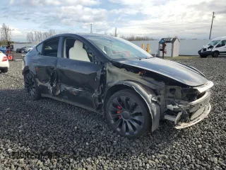 2022 Tesla Model Y Performance z VIN 7SAYGDEFXNF326967, wystawiony jako Copart lot #48934175 z przebiegiem 53 167 mil mil oraz Szkoda całkowita • Salvage title. Historia ofert i sprzedaży dostępna na DreamBid. Obrazek 4.