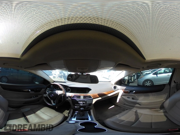 2014 Mercedes-Benz C 250 с VIN WDDGJ4HB1EG259318, выставлен на аукционе IAAI как лот 41817340 с пробегом 154 570 миль миль и . История ставок и продаж доступна на DreamBid. Изображение 20.