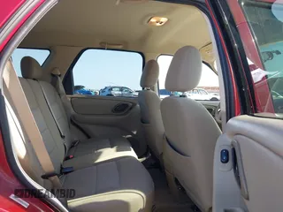 2006 Ford Escape XLT with VIN 1FMYU03106KB20126, listed as a IAAI auction lot 42565637 with 188,564 mi miles and . Bid and sale history available at DreamBid. Image 8.