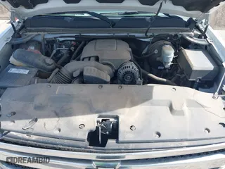 2007 Chevrolet Silverado 1500 LT w/1LT with VIN 2GCEC13C471716312, listed as a IAAI auction lot 41792270 with 84,649 mi miles. Bid and sale history available at carsss.com. Image 10.