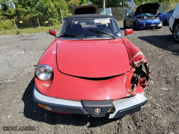 1986 Alfa Romeo Alfa Romeo Veloce with VIN ZARBA5417G1036669, listed as a Copart auction lot 81957554 with 71,219 mi miles and Clean Title. Bid and sale history available at carsss.com. Image 5.
