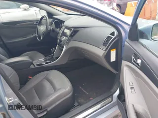 2013 Hyundai Sonata with VIN KMHEC4A43DA076815, listed as a IAAI auction lot 42164710 with 158,318 mi miles and . Bid and sale history available at carsss.com. Image 5.