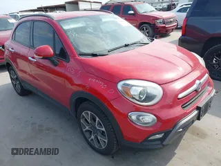 2017 FIAT 500X Urbana Edition z VIN ZFBCFXCB2HP615740, wystawiony jako IAAI lot #42041900 z przebiegiem 71 469 mil mil oraz . Historia ofert i sprzedaży dostępna na DreamBid. Obrazek 1.