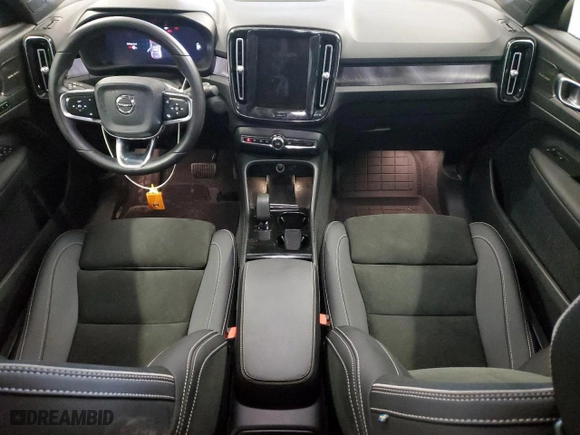 2023 Volvo C40 Recharge Pure Electric Ultimate with VIN YV4ED3GM9P2063386, listed as a Copart auction lot 72123244 with 17,270 mi miles and Salvage Title. Bid and sale history available at carsss.com. Image 8.