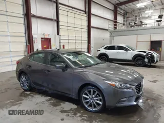 2018 Mazda 3 Touring z VIN 3MZBN1V38JM215236, wystawiony jako IAAI lot #42647761 z przebiegiem 30 630 mil mil oraz . Historia ofert i sprzedaży dostępna na DreamBid. Obrazek 1.