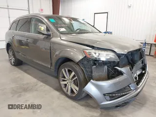 2013 Audi Q7 Premium Plus z VIN WA1LGAFE4DD016969, wystawiony jako IAAI lot #41745151 z przebiegiem 162 316 mil mil oraz . Historia ofert i sprzedaży dostępna na DreamBid. Obrazek 1.