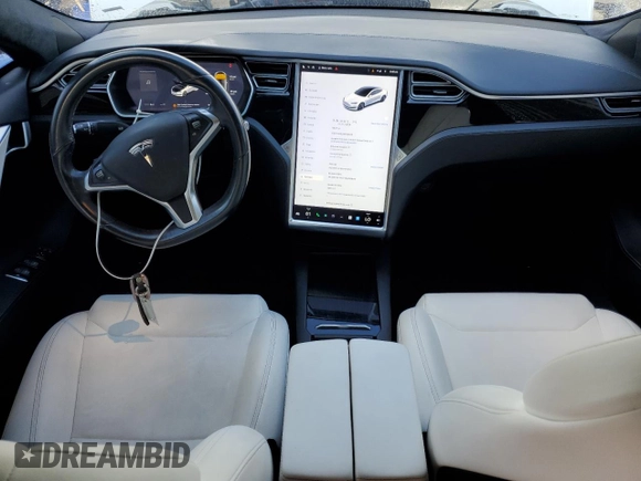 2017 Tesla Model S 100D z VIN 5YJSA1E21HF229936, wystawiony jako Copart lot #54734955 z przebiegiem 125 511 mil mil oraz Szkoda całkowita • Salvage title. Historia ofert i sprzedaży dostępna na DreamBid. Obrazek 8.