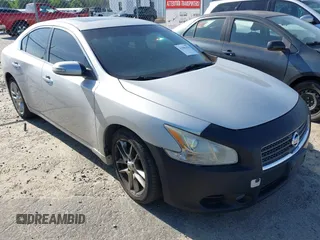 2011 Nissan Maxima SV z VIN 1N4AA5AP4BC843295, wystawiony jako IAAI lot #42306354 z przebiegiem 182 654 mil mil oraz . Historia ofert i sprzedaży dostępna na DreamBid. Obrazek 1.