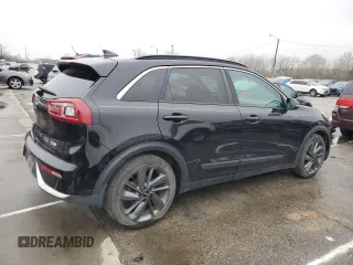 2017 Kia Niro Touring Launch Edition with VIN KNDCC3LC1H5050335, listed as a Copart auction lot 43888174 with 204,011 mi miles and Clean Title. Bid and sale history available at carsss.com. Image 3.