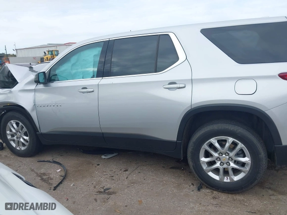 2021 Chevrolet Traverse LS with VIN 1GNERFKW9MJ228909, listed as a IAAI auction lot 41024869 with 61,943 mi miles. Bid and sale history available at carsss.com. Image 13.