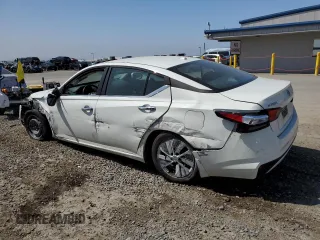 2020 Nissan Altima 2.5 S with VIN 1N4BL4BV3LC277475, listed as a Copart auction lot 50268705 with 51,605 mi miles and Salvage Title. Bid and sale history available at carsss.com. Image 2.