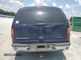 2002 Chevrolet Suburban LT with VIN 1GNFK16ZX2J220847, listed as a Copart auction lot 60745004 with 264,547 mi miles and Salvage Title. Bid and sale history available at carsss.com. Image 6.